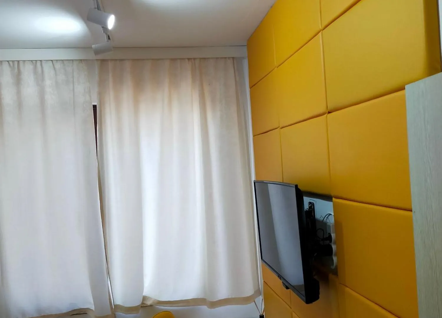Апартамент Сарафово Романс Burgas Apartment